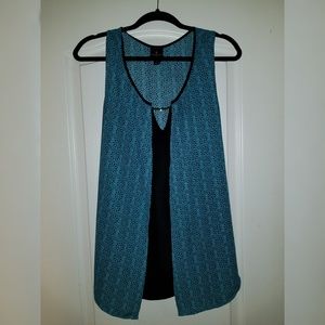 0X Worthington Sleeveless top